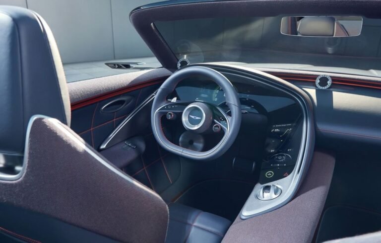 Genesis X Convertible Interior