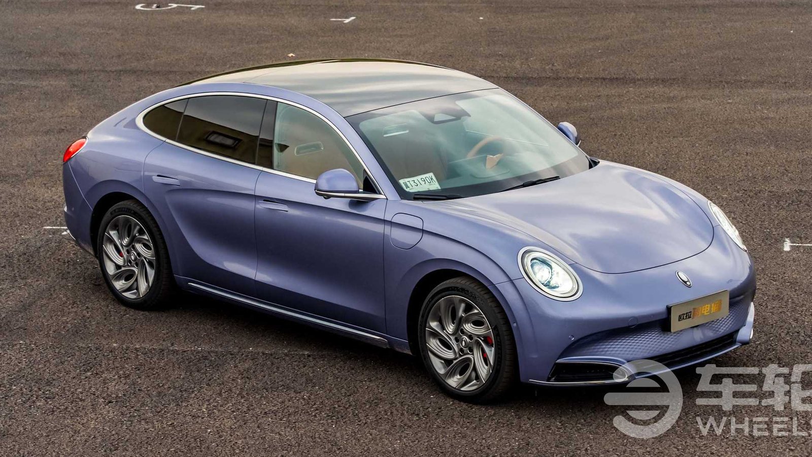 You are currently viewing Ora Lightning Cat – Design clasic Made in China