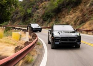 Read more about the article Porsche va lansa o versiune electrica a SUV-lui Cayenne