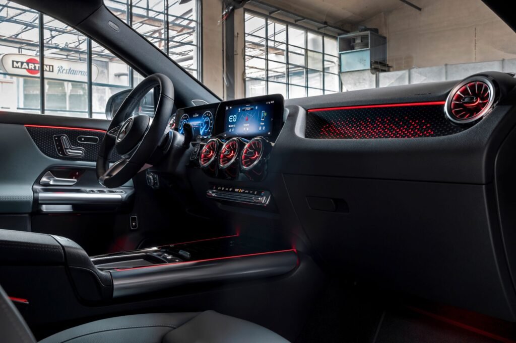 Mercedes-Benz EQA Interior