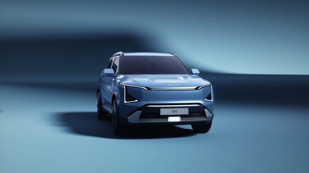Kia EV5: Un SUV electric compact cu design futurist și performanțe decente