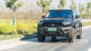 Read more about the article Dongfeng M-Hero 917: SUV electric cu dronă de 14.000 de dolari