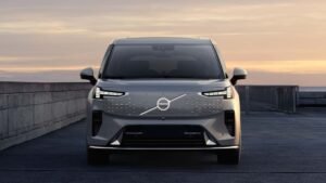Read more about the article Volvo EM90: Noul Standard în Materie de Monovolume Electrice