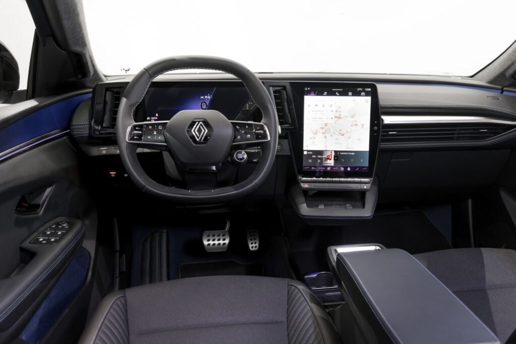 Renault Scenic E-Tech Electric - interior