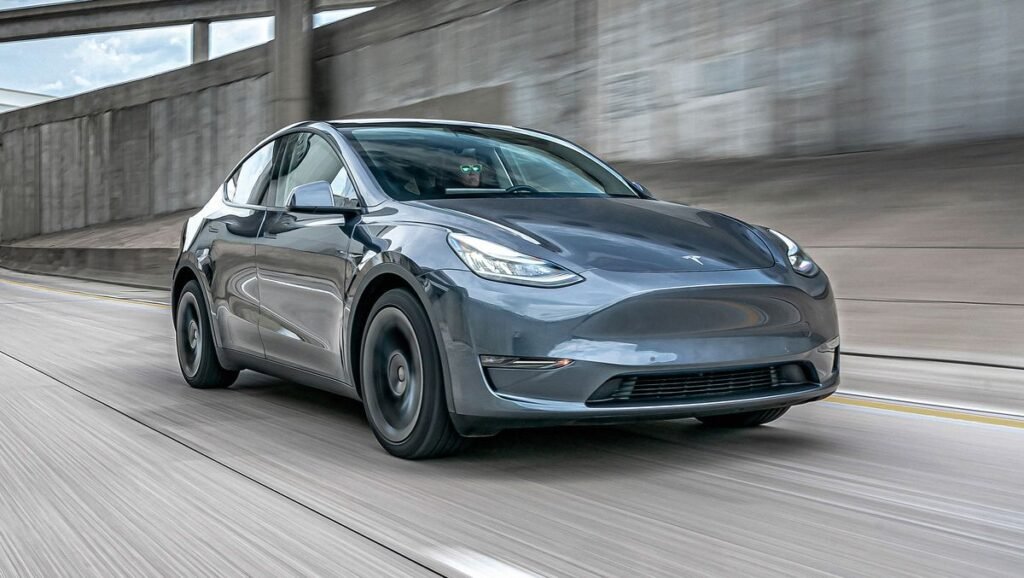 Tesla Model Y, liderul pieței europene de mașini electrice