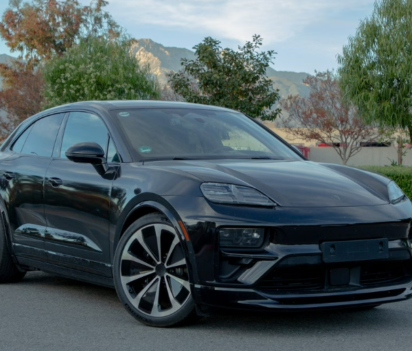 Noul Porsche Macan electric va fi prezentat în 25 ianuarie