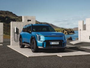 Read more about the article Kia EV9 a fost desemnată Mașina Anului 2024