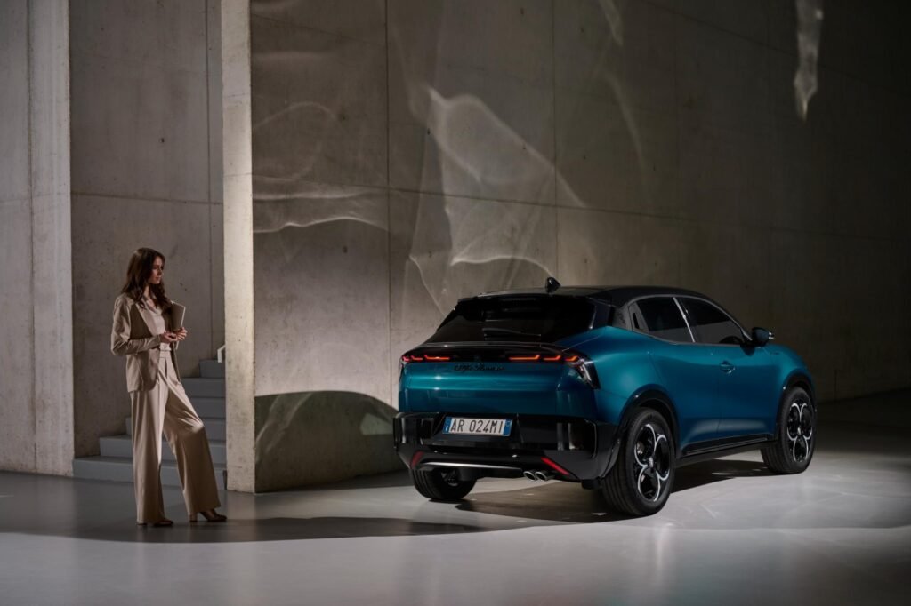 Alfa Romeo Milano: Primul Model Electric al Companiei