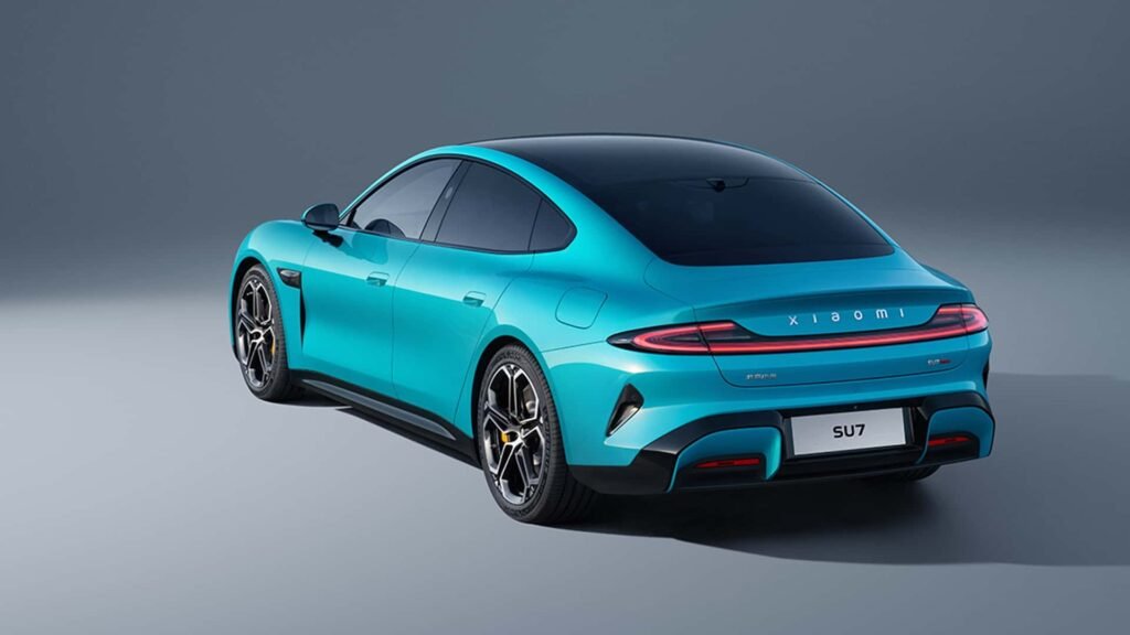 Xiaomi SU7 Electrizează Piața Auto: Peste 88.000 de Precomenzi