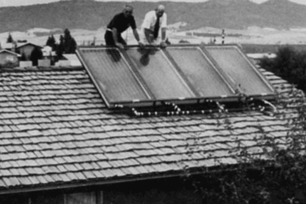 Primul Panou Fotovoltaic
