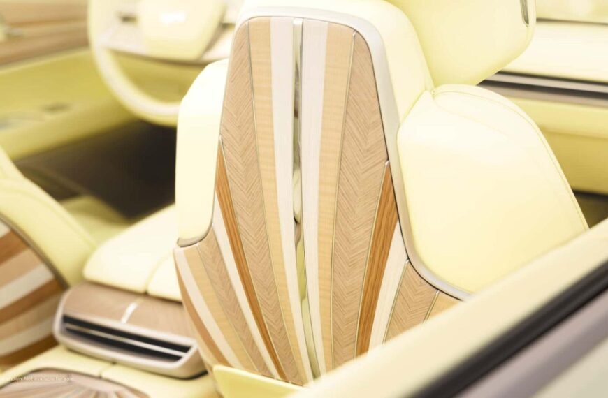 Cadillac Sollei lemn