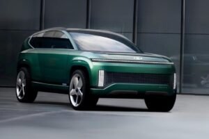 Read more about the article Hyundai Ioniq 9: Noul SUV Electric cu 7 Locuri, Lansare la Finalul lui 2024