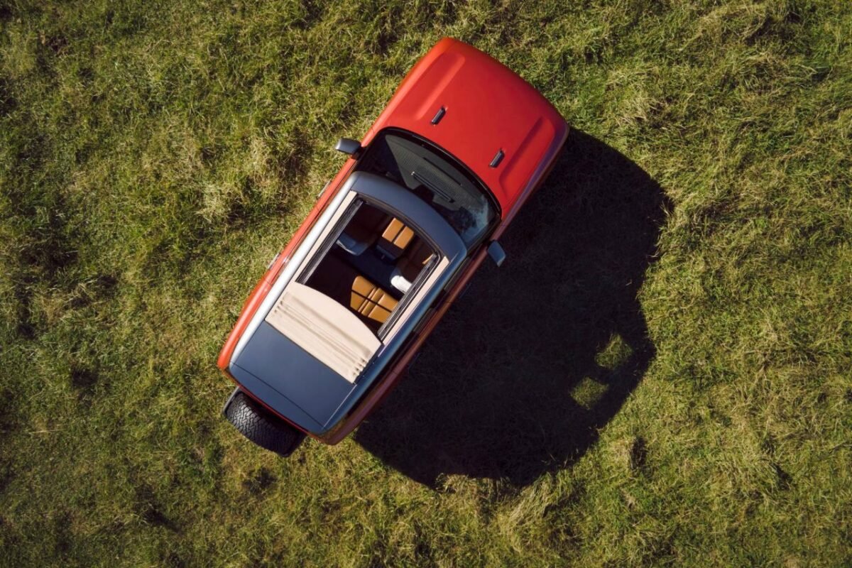 Scout Traveler SUV Electric, plafon