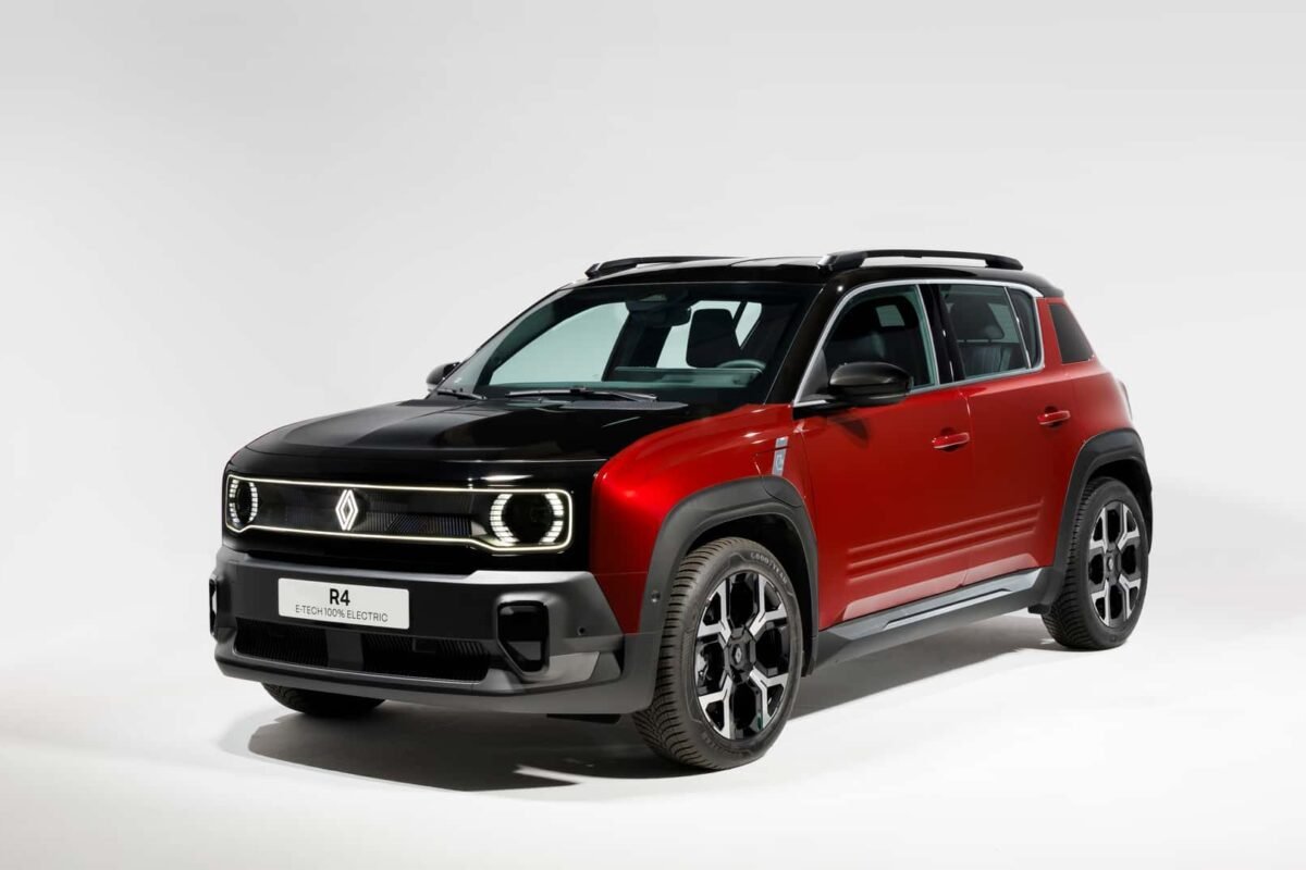Renault 4 E-Tech: Reîncarnarea electrică a unei legende auto