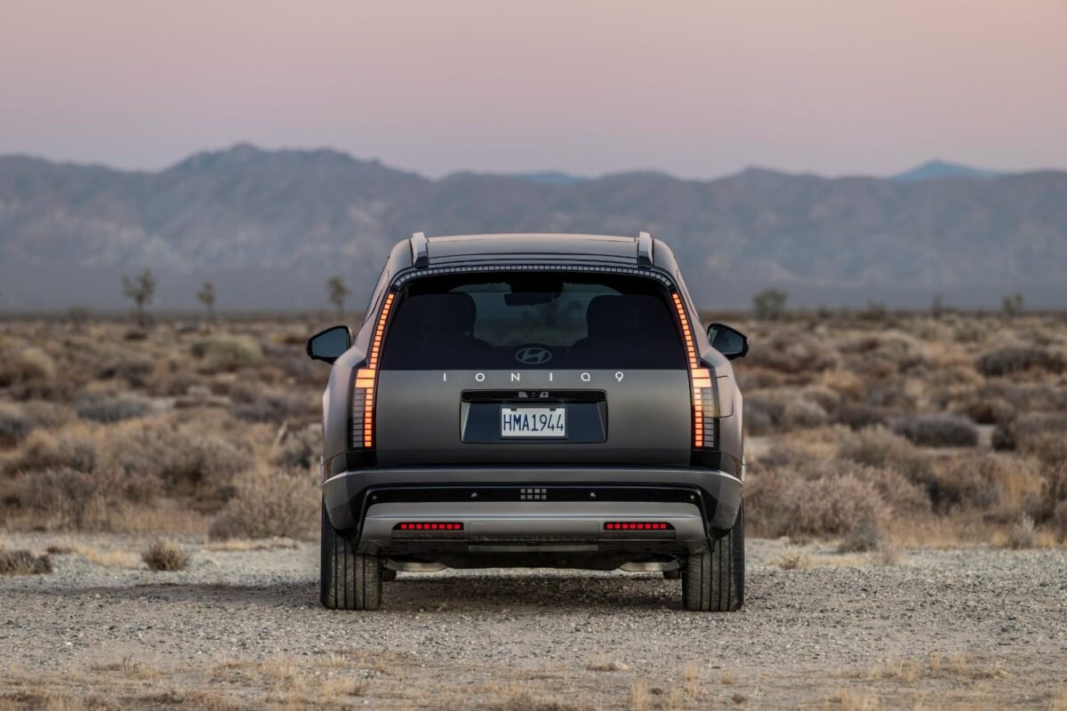 Hyundai Ioniq 9 stopuri