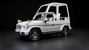 Read more about the article Primul Papamobil electric: un Mercedes G-Class
