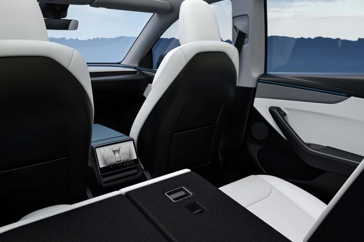 Tesla Model Y Facelift bancheta